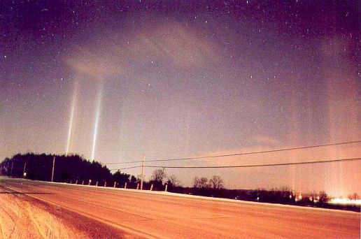 light pillars near Toronto, Canada